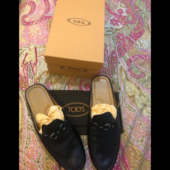 Tods black leather slip on mules - Picture 1 of 3